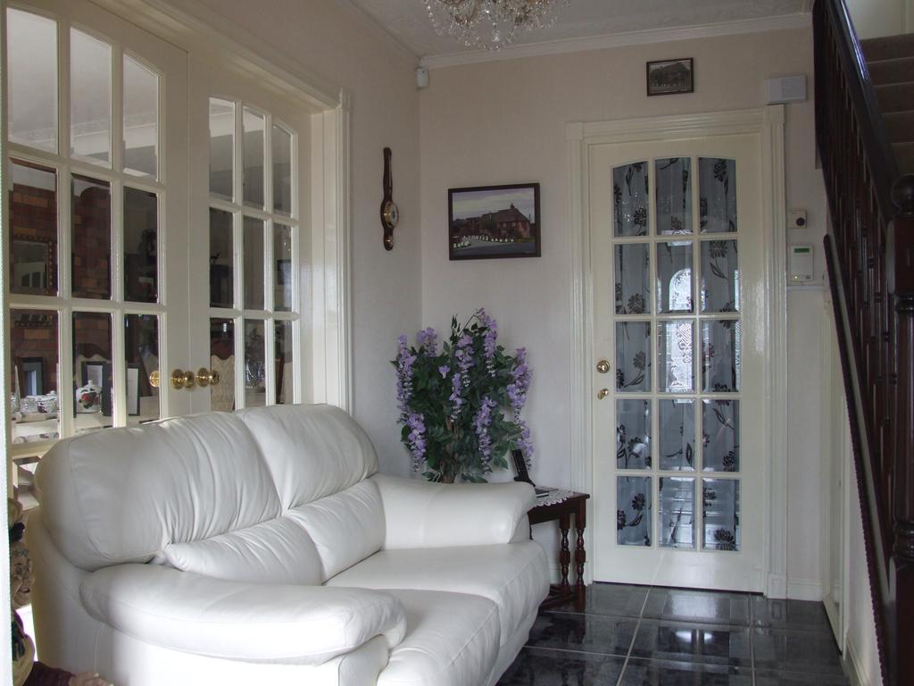 Pineview Guesthouse Poole Exterior foto